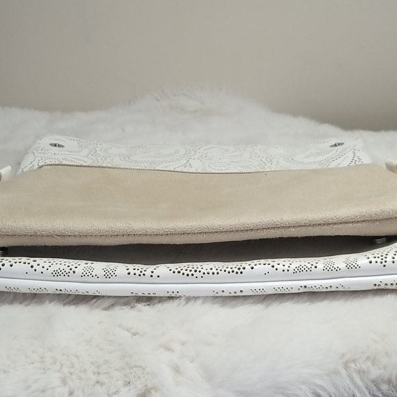 Buco laser cut white purse/clutch - Picture 9 of 9